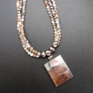 Item 152NB Botswana Agate with Pendant