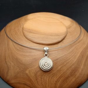 Item 112SP Swirl pendant