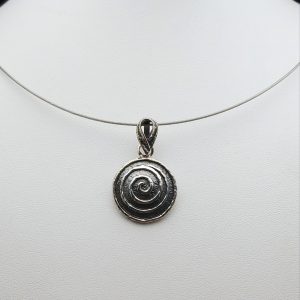 Item 114SP two colour swirl pendant