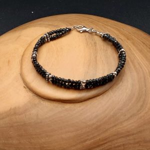 Item 140BS Spinel