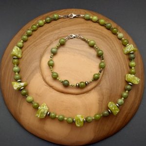 Item 218NJ Norwegian Jade (Lizardite)