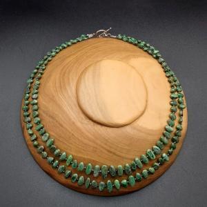 Item 338NG Green Garnet (Grossular)