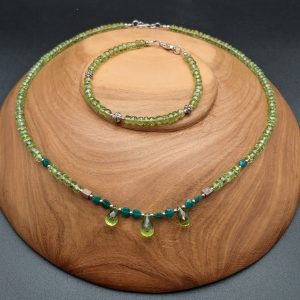 Item 463NP Peridot