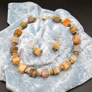 Item 489NA Agate