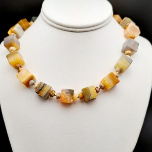 Item 489NA Agate