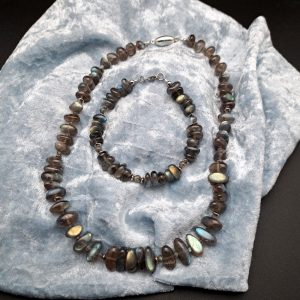 Item 497NL Labradorite