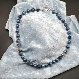 Item 526NK Kyanite