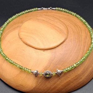 Item 553NP Peridot