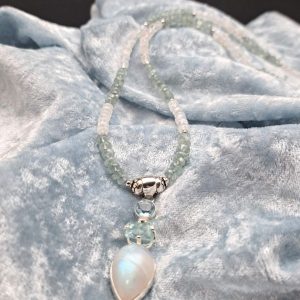 Item 556NA Aquamarine/Moonstone
