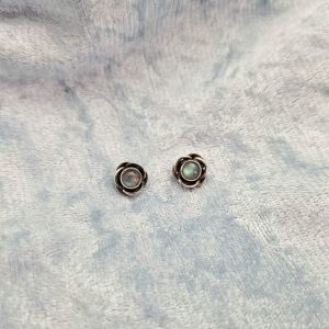 Item 437EL Labradorite