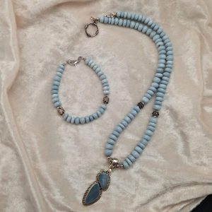 Item 588NO Peruvian Blue Opal