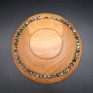 Item 594NR Ruby in Zoisite