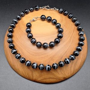 Item 687NS Black banded Agate