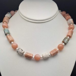 Item 684NM Peach Moonstone / Ocean Jasper