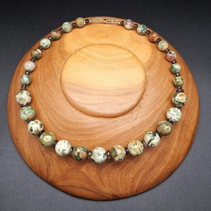 Item 689NR Rhyolite