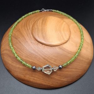 Item 690NP Peridot/Green Amthyst
