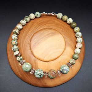 Item 697NR Rhyolite