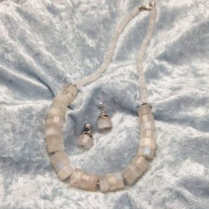 Item 649EM Moonstone
